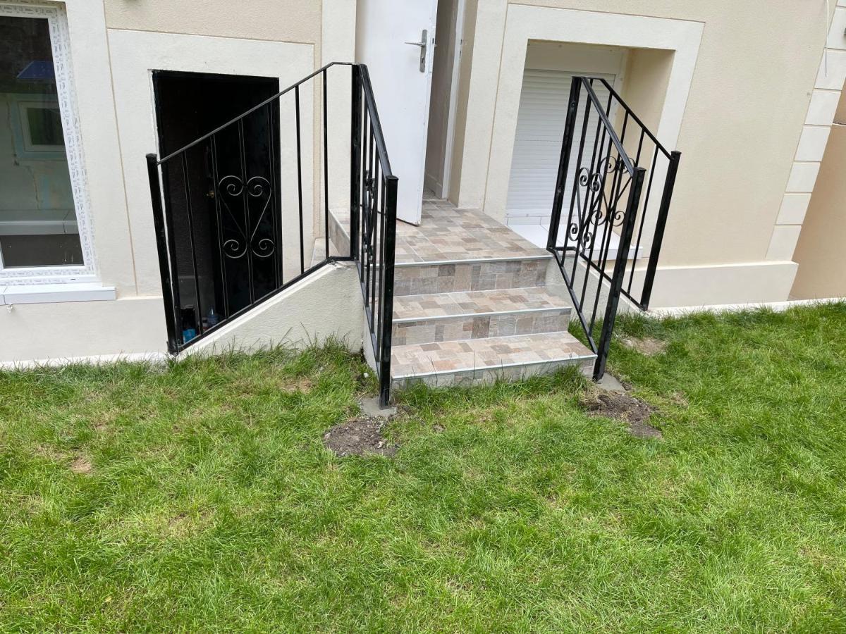Holliday For Family Newly Renovated * Garges-les-Gonesse