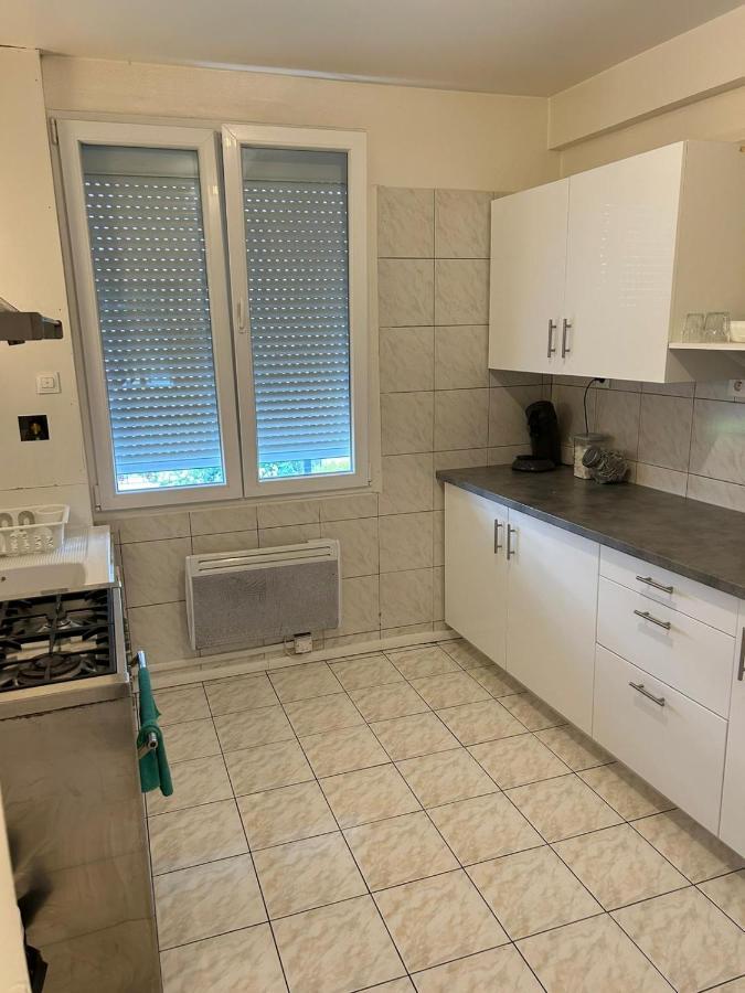 Holliday For Family Newly Renovated * Garges-les-Gonesse