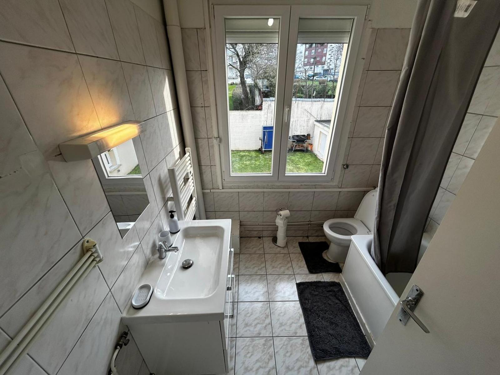 Apartment Holliday For Family Newly Renovated Garges-les-Gonesse